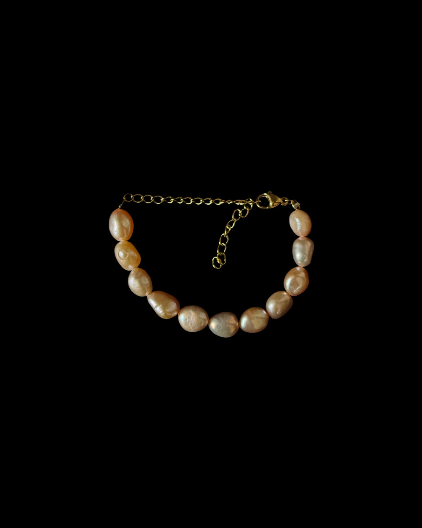 Big coral pearl bracelet