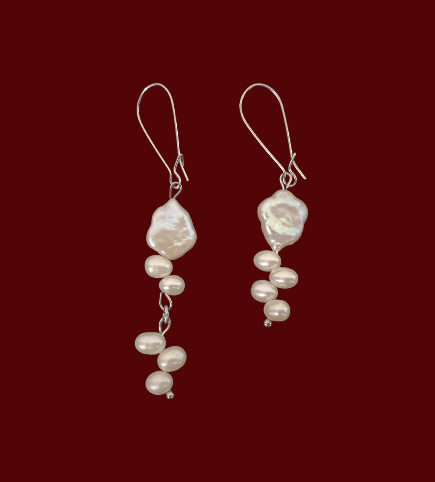 Mismatch flower stalk earrings