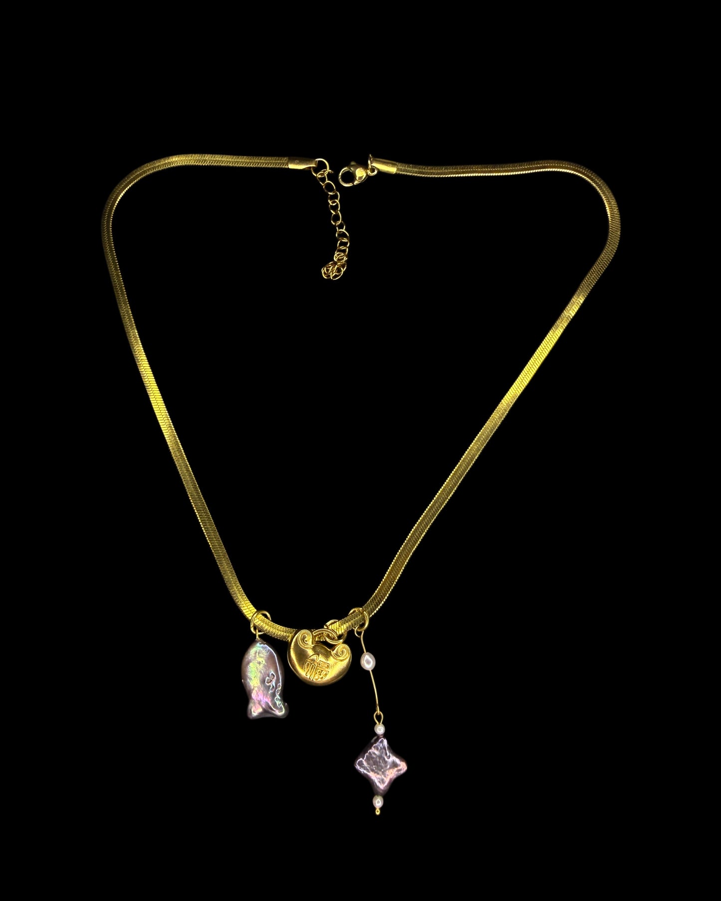 Fortune teller of the island necklace