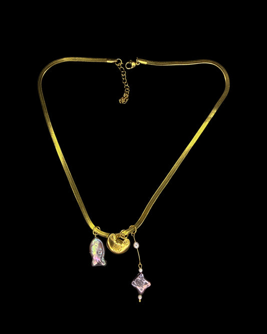 Fortune teller of the island necklace