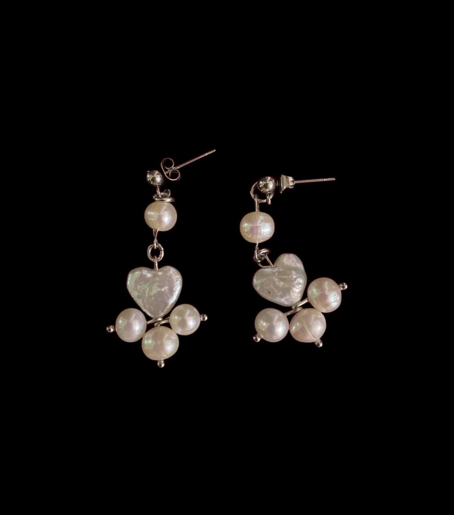 Flirty heart earrings
