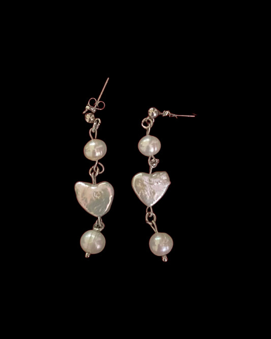 Pearl drop earrings