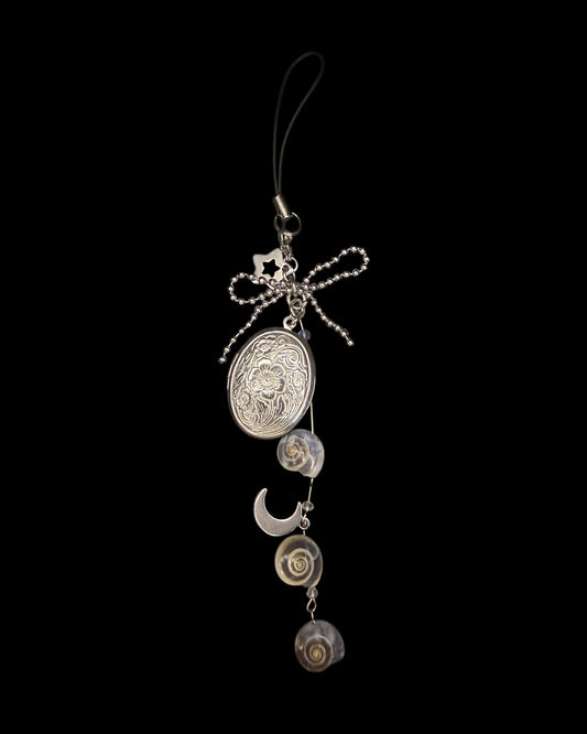 Snail pendent charm/ keychain