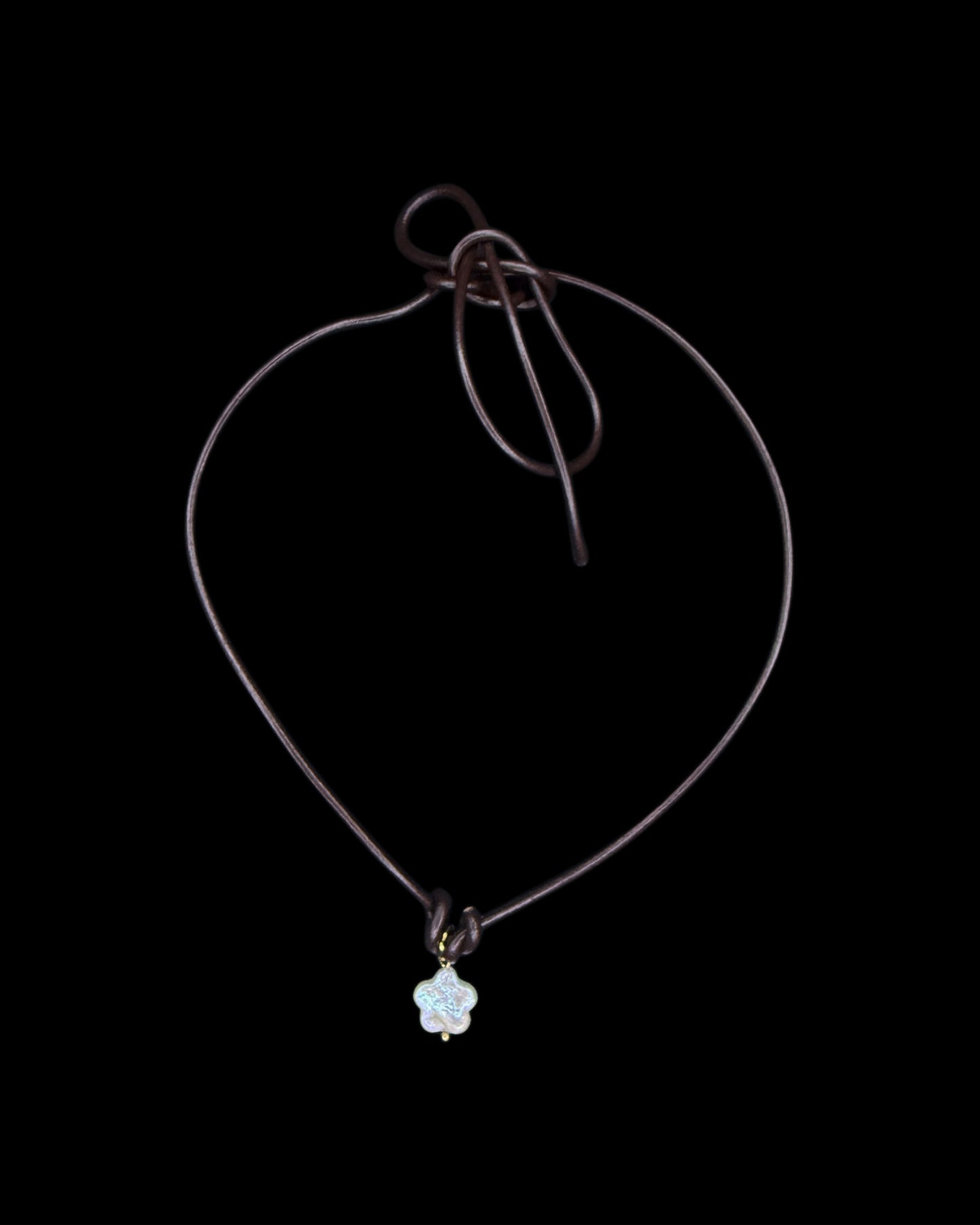Coffee leather choker with flower pendent