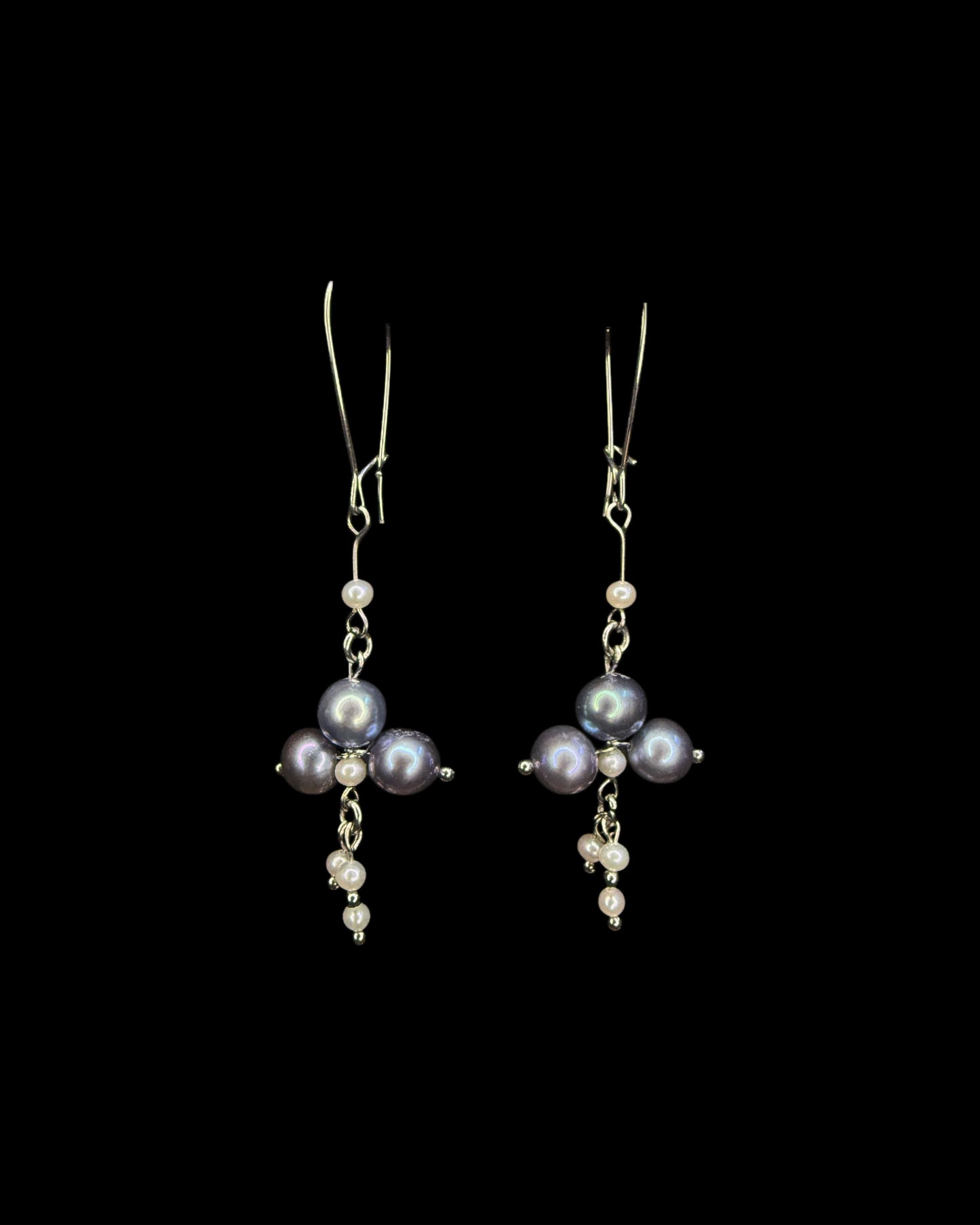 Blue orchard pearl hook