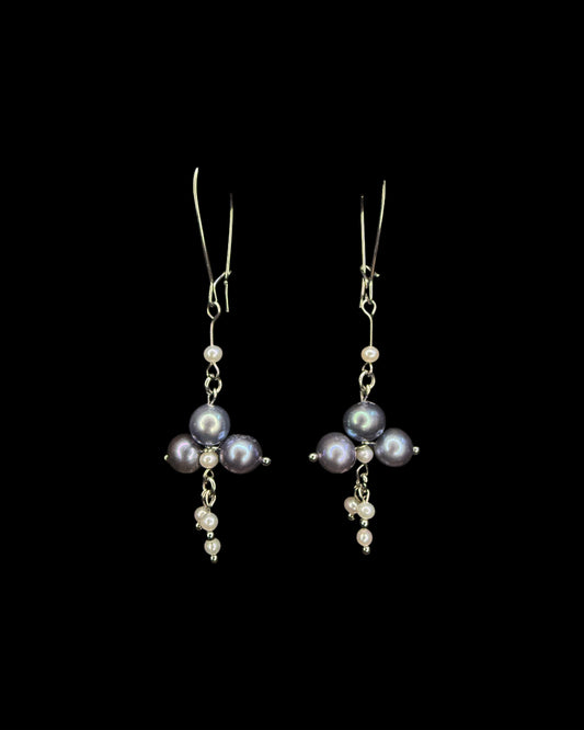 Blue orchard pearl hook