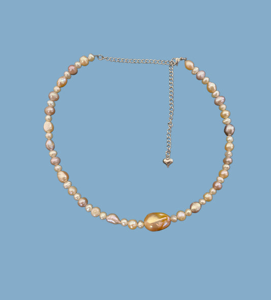 Mermaid mix choker {freshwater cultured pearl}