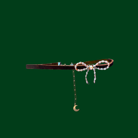 Pink pearl bow leather choker