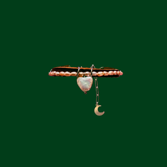 Sweetheart leather bracket